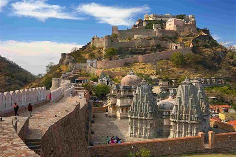 14 Best Forts and Palaces in India that You Must See .